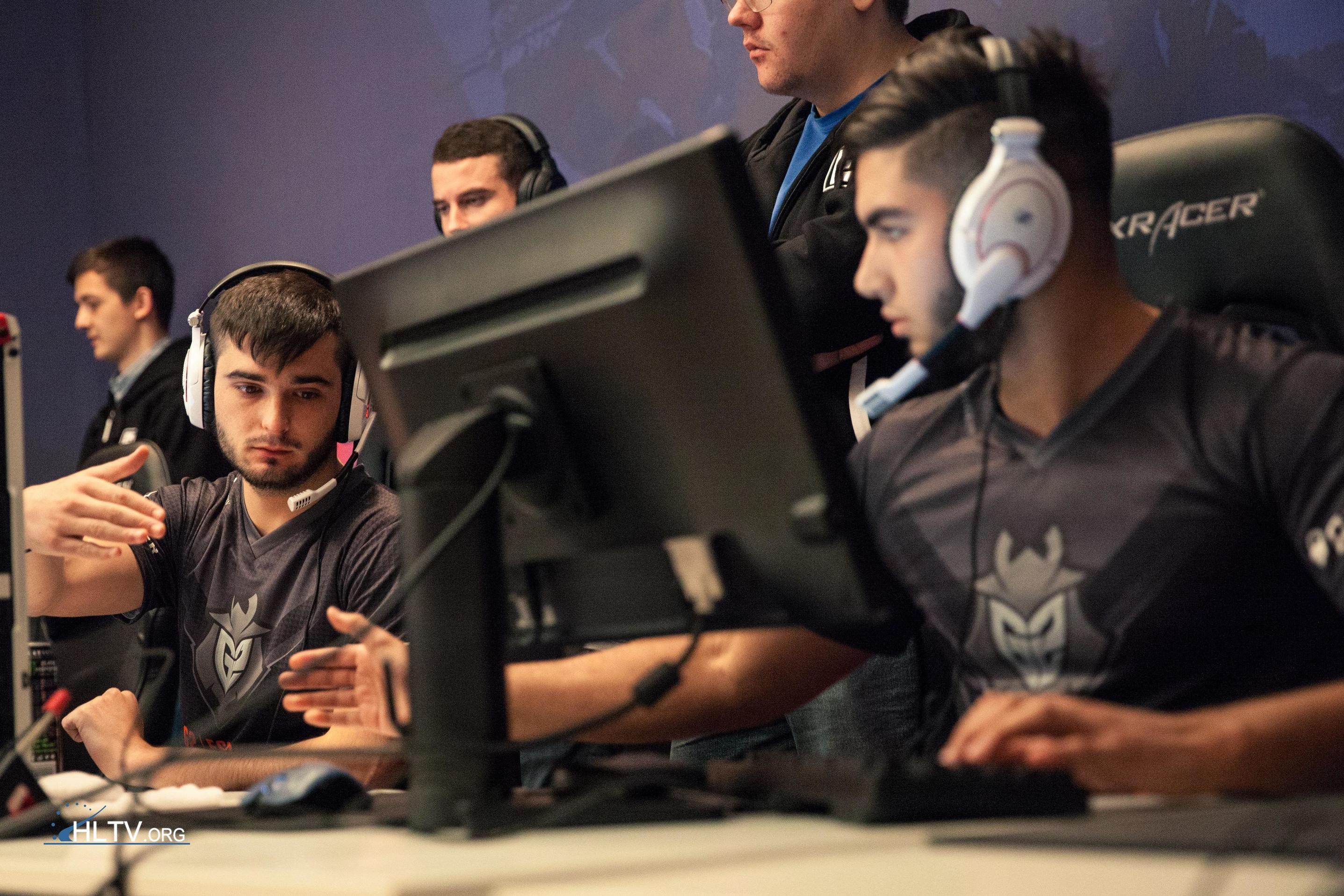 包含梦之队，欧洲国家代表团的辉煌时刻的词条