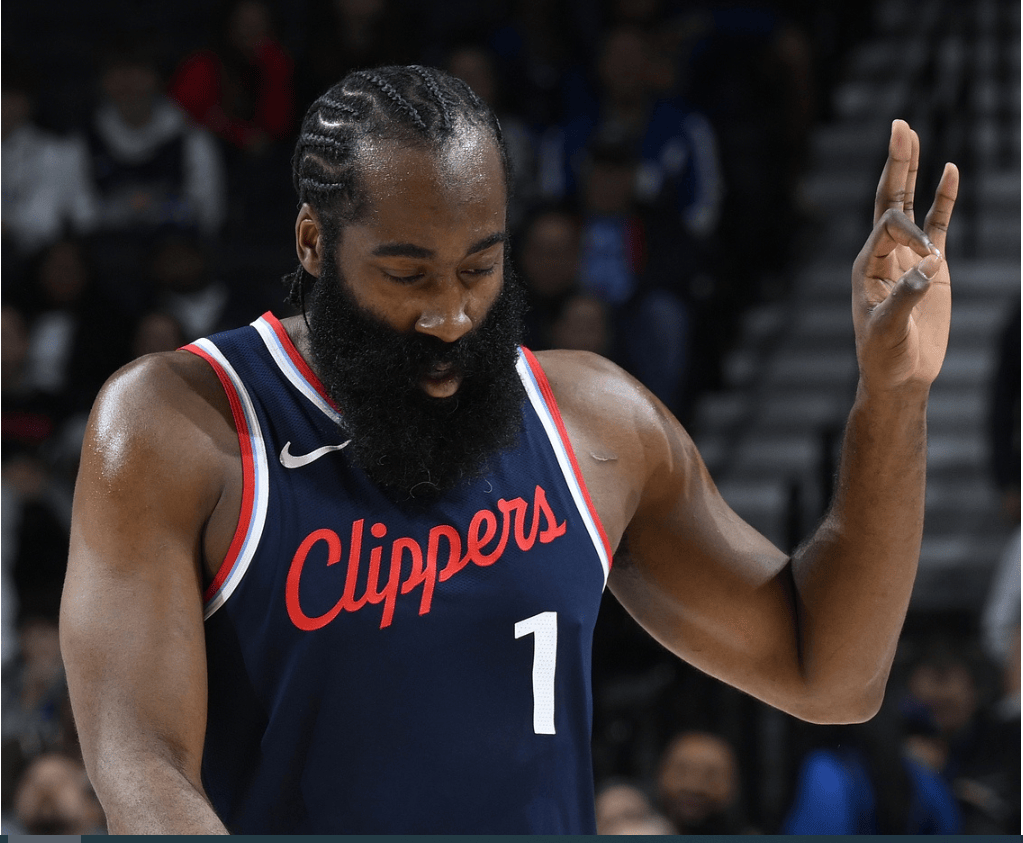 火箭遭遇两连败,哈登难以独撑大局 火箭遭遇两连败,哈登难以独撑大局