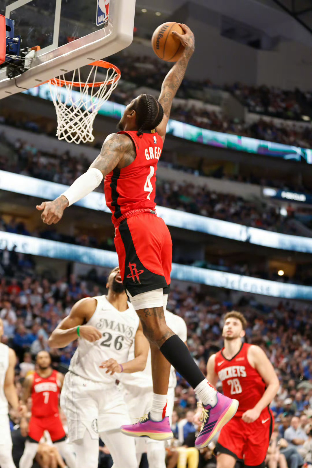 独行侠惊艳全场，命运悬念助攻爆棚，状态爆棚逆转取胜！的简单介绍