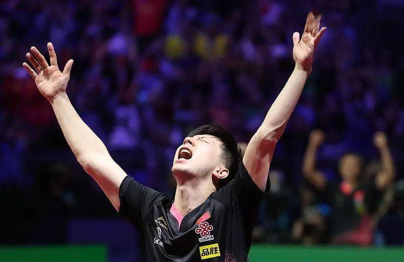 Ming回归赛场，回归赛场首场状态亮眼，热火观众沸腾！