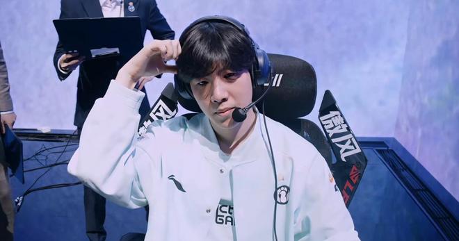 Rookie遭遇二十连败,RNG教练面临压力! Rookie遭遇二十连败,RNG教练面临压力!