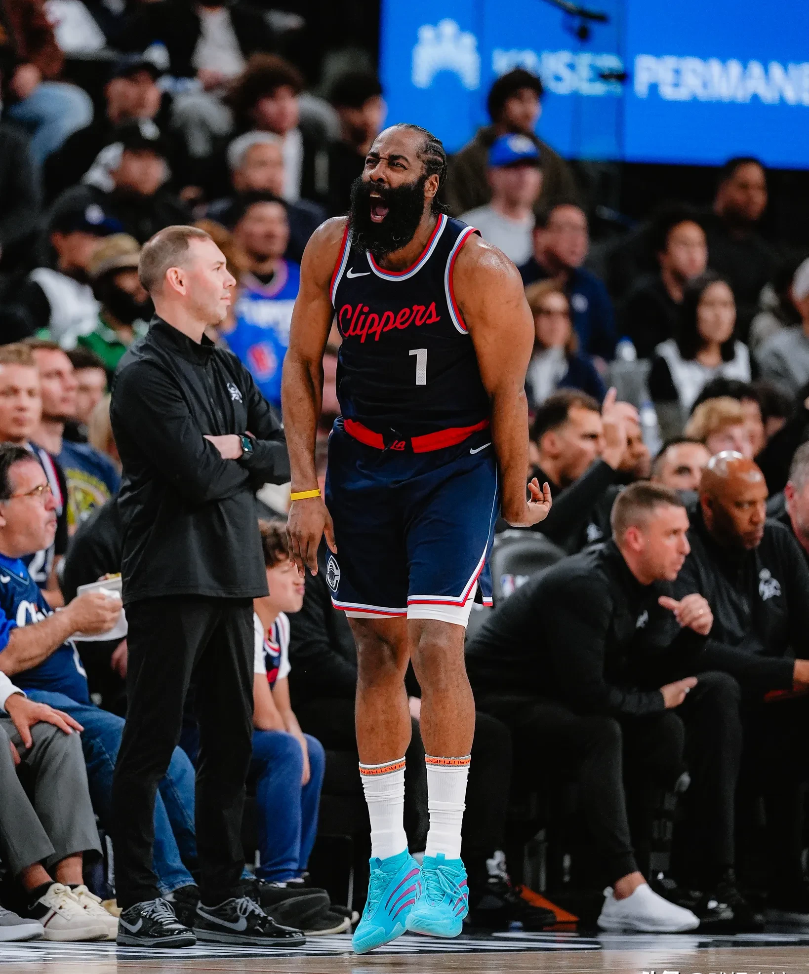 哈登新星出色防守表现突出，拜仁前途光明！